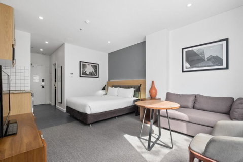 All Suites Perth - Lightning Ridge Tourism 1