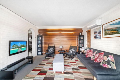 Anjuna, 2 Bedroom Apartment On Canal - Lightning Ridge Tourism 4