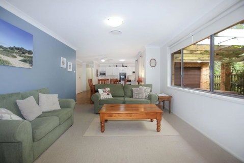 All Decked Out - Lightning Ridge Tourism 4