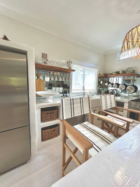 Avalon Beach Cottage- The Islander - Lightning Ridge Tourism 2