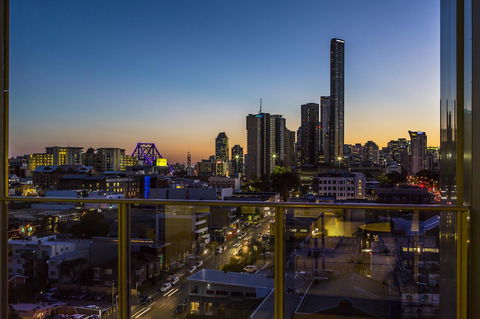 M&A Apartments - Lightning Ridge Tourism 20