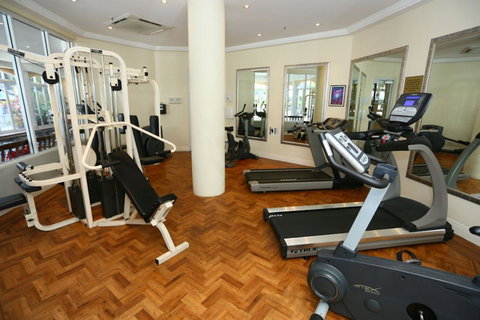 Bel Air On Broadbeach - Official - Lightning Ridge Tourism 6