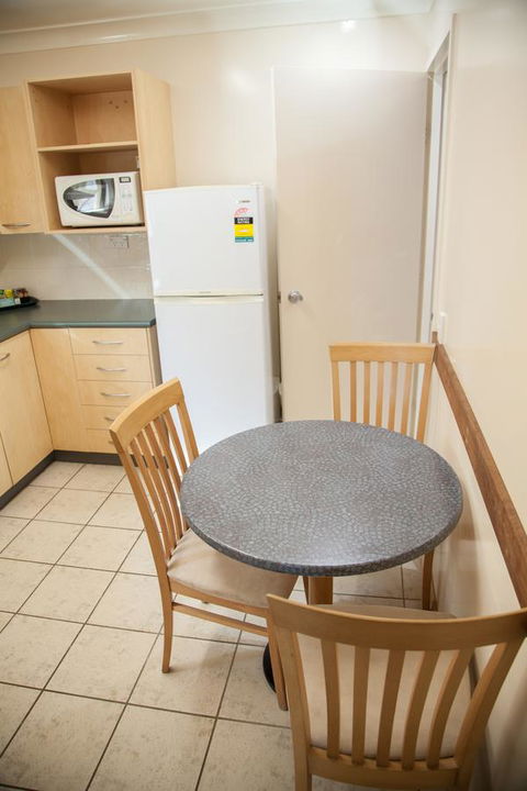 Eastgate On The Range Motel - Lightning Ridge Tourism 43