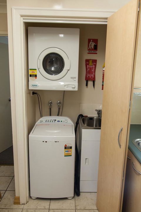 Eastgate On The Range Motel - Lightning Ridge Tourism 41