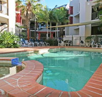 Burleigh on the Beach - Lightning Ridge Tourism