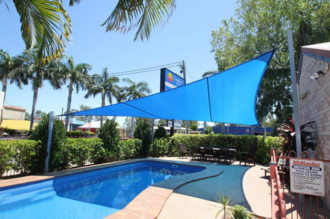 Midlander Motor Inn - Lightning Ridge Tourism 3