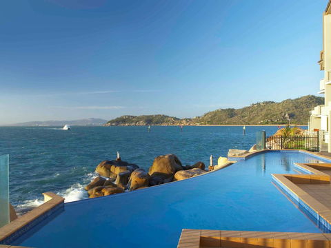 Grand Mercure Apartments Magnetic Island - Lightning Ridge Tourism 24
