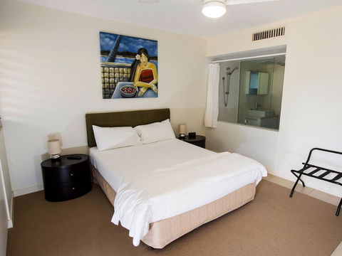Grand Mercure Apartments Magnetic Island - Lightning Ridge Tourism 5