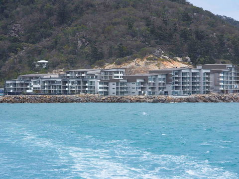 Grand Mercure Apartments Magnetic Island - Lightning Ridge Tourism 19