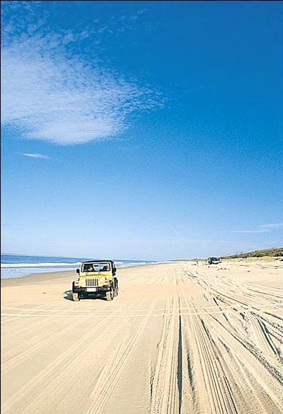 Waterfront At White Patch - Lightning Ridge Tourism 13