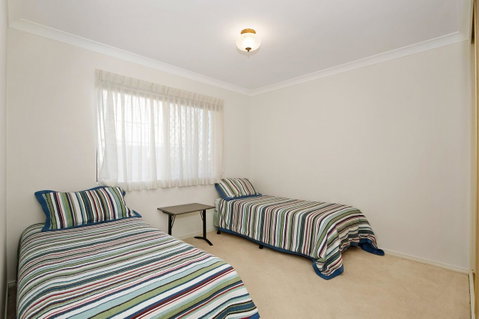 Walk To Surf Beach - Ground Floor Apartment - Bribie Horizons Boyd St, Woorim - Lightning Ridge Tourism 18