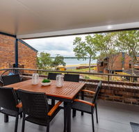 Spacious Family unit with Incredible views. - Lightning Ridge Tourism