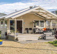 Adventure Bay Holiday Home - Lightning Ridge Tourism