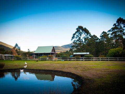 Parnella Adventure Bay, Bruny Island - Lightning Ridge Tourism 16