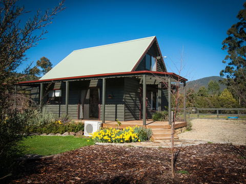 Parnella Adventure Bay, Bruny Island - Lightning Ridge Tourism 0