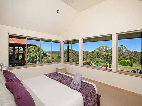 Toad Hall Byron Hinterland-Tintenbar - Lightning Ridge Tourism 3