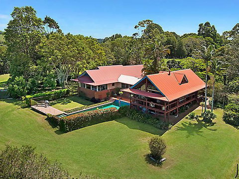 Toad Hall Byron Hinterland-Tintenbar - Lightning Ridge Tourism 0