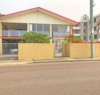 'Mooring Two Upstairs' 23 Shoal Bay Rd - Stunning views WIFI Air Conditioning and Boat Parking - Lightning Ridge Tourism