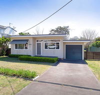 'Shoalz' 28 Rigney Street - Renovated Pet Friendly Cottage  Boat Parking - Lightning Ridge Tourism