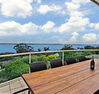 'The Bay' 25 Wallawa Rd - huge home with aircon spectacular views  chromecast - Lightning Ridge Tourism