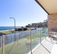 1 'Little Hut' 20 Kurrawa Close - Spectacular Water Views NBN  Air Conditioned - Lightning Ridge Tourism