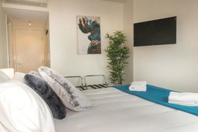 Book Brisbane Accommodation Lightning Ridge Tourism Lightning Ridge Tourism
