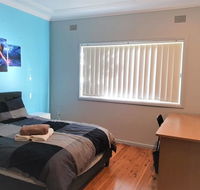 1 Double Quaint Private room near public bus transport - SHAREHOUSE