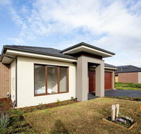 109 Cozy Cranbourne Family House 5Bed2Bath2Parking - Lightning Ridge Tourism