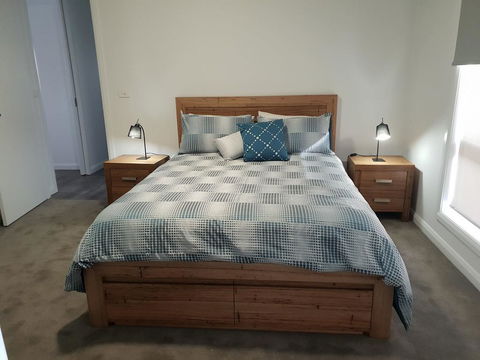 123 Wilson - Arapiles - Lightning Ridge Tourism 1