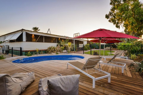 17 Ningaloo Street - Ultimate Exmouth Lifestyle - Pet-Friendly Holiday Home With A Pool - Lightning Ridge Tourism 0