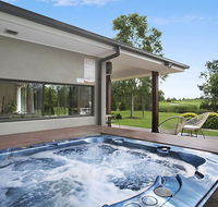 1OAK - Lightning Ridge Tourism