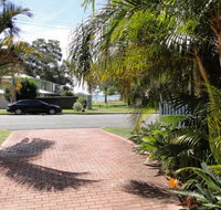 2 'Copacabana' 61 Sandy Point Road - cute unit with water views from the balcony - Lightning Ridge Tourism