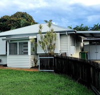 2 bedroom cottage - Lightning Ridge Tourism