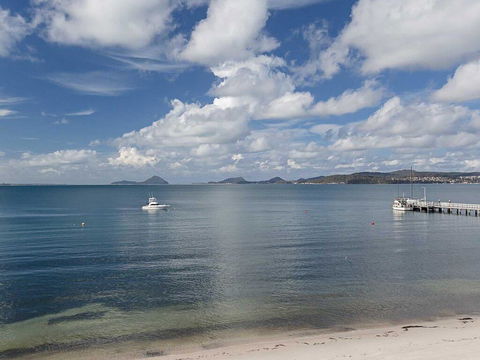 2/137 Soldiers Point Road - Luxury Unit On The Waterfront With Aircon And Free Unlimited Wi Fi - Lightning Ridge Tourism 2