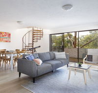 20 Booneroo - Walk To The Beach - Lightning Ridge Tourism