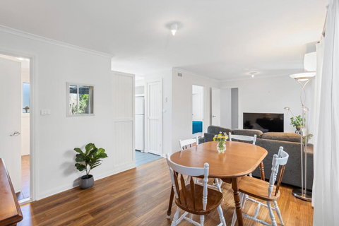 Cosy Adelaide Hills Getaway - Lightning Ridge Tourism 4