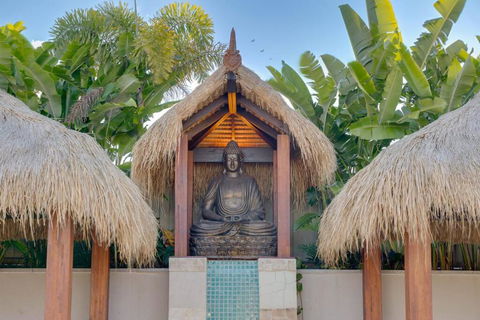 D-Bali Retreat - Lightning Ridge Tourism 3