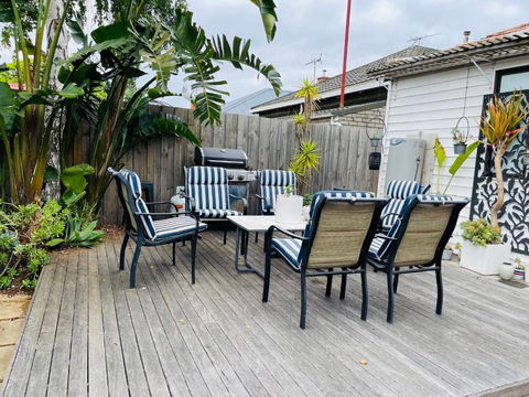 D103 Lemon Tree House - Lightning Ridge Tourism 1