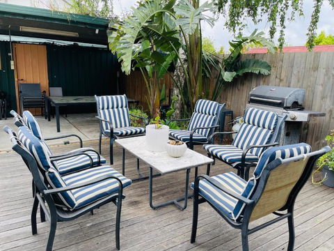 D103 Lemon Tree House - Lightning Ridge Tourism 0