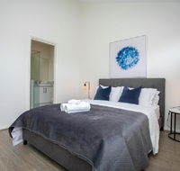 2x2 Luxury Retreat Condo - Lightning Ridge Tourism