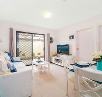 3 Bedroom cozy and quiet holiday home - Lightning Ridge Tourism