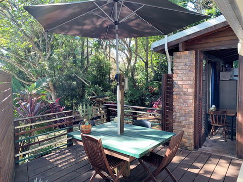 305 Montville - The Artist's Cottage - Lightning Ridge Tourism 2