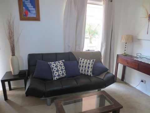 3107 Estate - Lightning Ridge Tourism 2