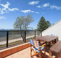 5 'Casuarina's ' 33 Soldiers Point Road - superb waterfront unit - Lightning Ridge Tourism