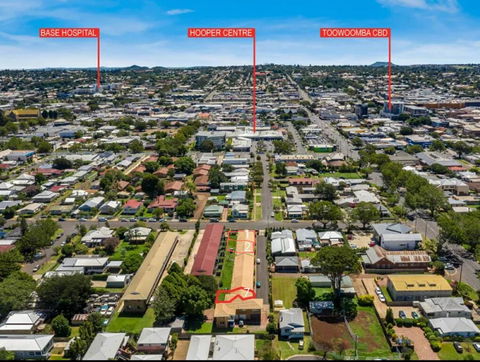 5 Min Walk To City Center - Lightning Ridge Tourism 3