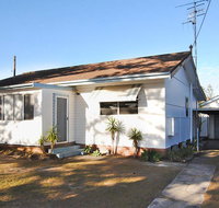 59 Wharf Street Opposite Bowling Club - Lightning Ridge Tourism