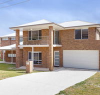 5B BENT STREET - LARGE HOUSE WITH DUCTED AIR CON WIFI  FOXTEL - Lightning Ridge Tourism