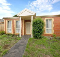 6 CAN STAY CENTRAL GLEN WAVERLEY - Lightning Ridge Tourism