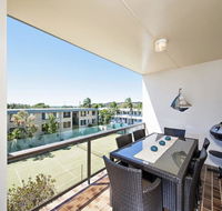 7 The Dunes  Fingal Bay - Lightning Ridge Tourism