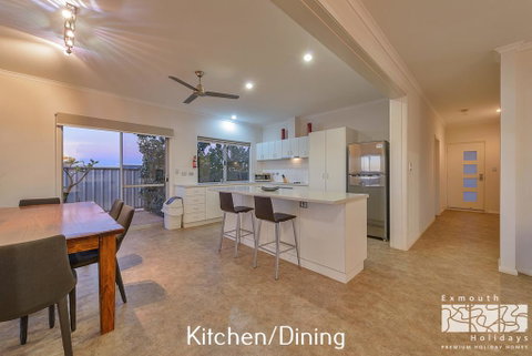 78 Madaffari Drive - PRIVATE JETTY And Pool - Lightning Ridge Tourism 2